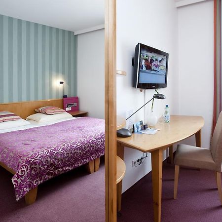 Hotel Geyer Klagenfurt am Woerthersee Exterior photo